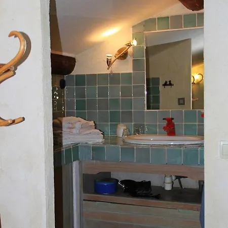 Bed & Breakfast De La Cigale Bleue, Sur Durance Caumont-sur-Durance