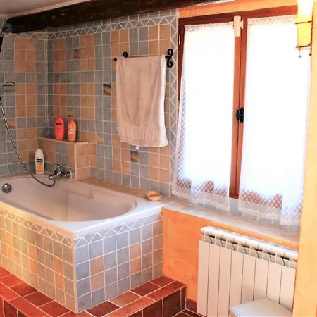 Bed & Breakfast De La Cigale Bleue, Sur Durance 2*