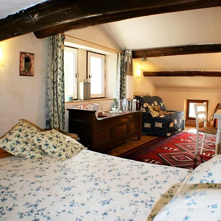 Bed & Breakfast De La Cigale Bleue, Sur Durance Caumont-sur-Durance